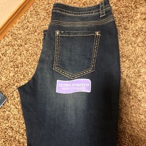 NEW Lee Midrise Fit Jeans